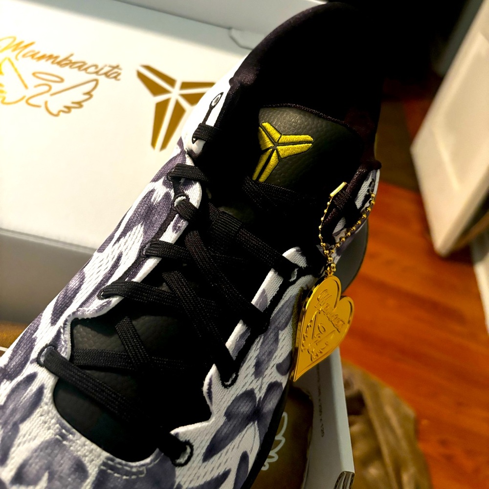 Kobe Protro 8 “Mambacita”